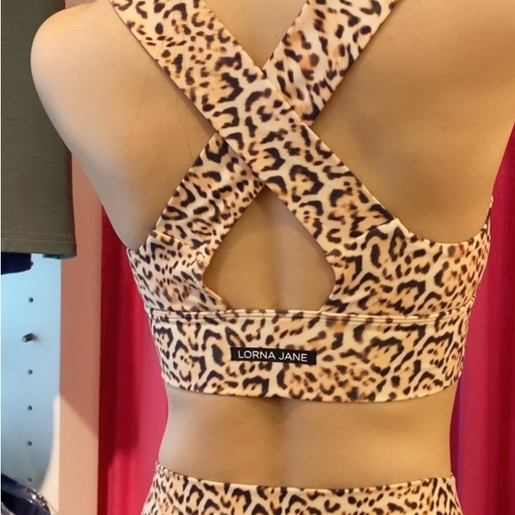 Lorna Jane bra small - Picture 3 of 5